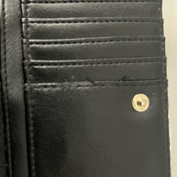 Dream Control Luxurious Black Quilted Velvet Clutch - Picture 4 of 8